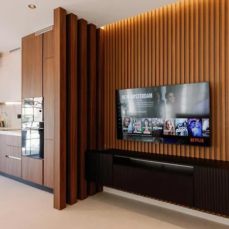 Old Town Luxury 2 * Kosz