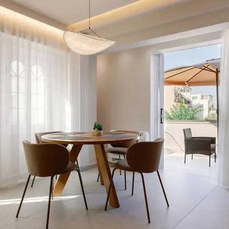 Old Town Luxury 2 Apartment